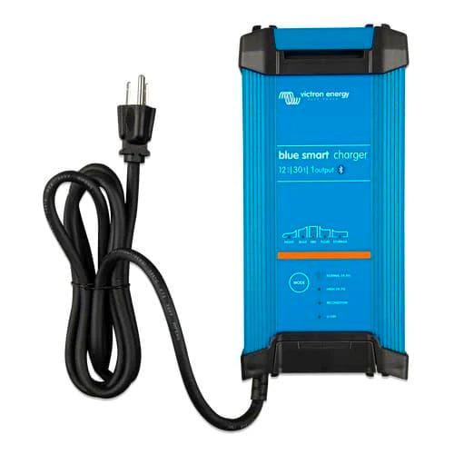 Chargeur Victron Energy Blue Smart IP22 12/30(1) 120V NEMA5-15 BPC123047102